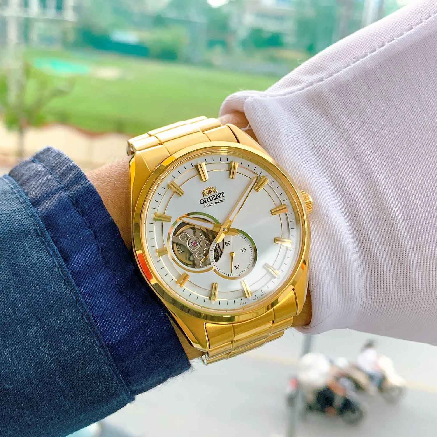 ORIENT SEMI SKELETON RA-AR0007S30B – Tuyệt tác cho quý ông hiện đại